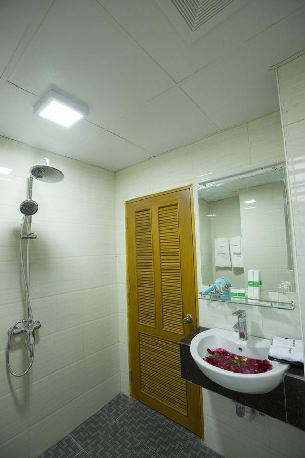Orient Hotel Mandalay Bagian luar foto