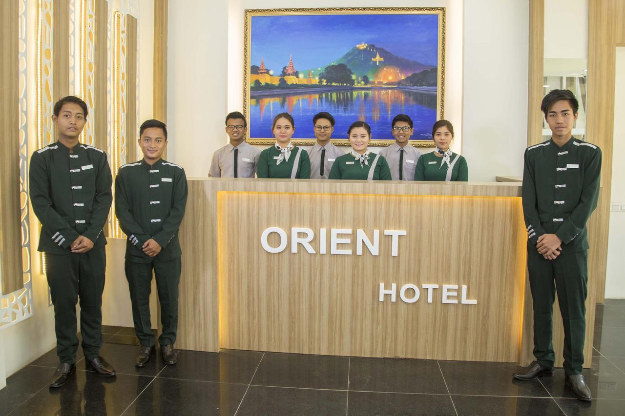 Orient Hotel Mandalay Bagian luar foto