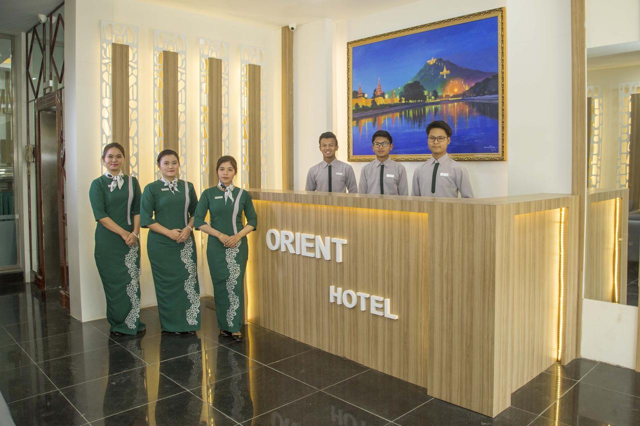 Orient Hotel Mandalay Bagian luar foto