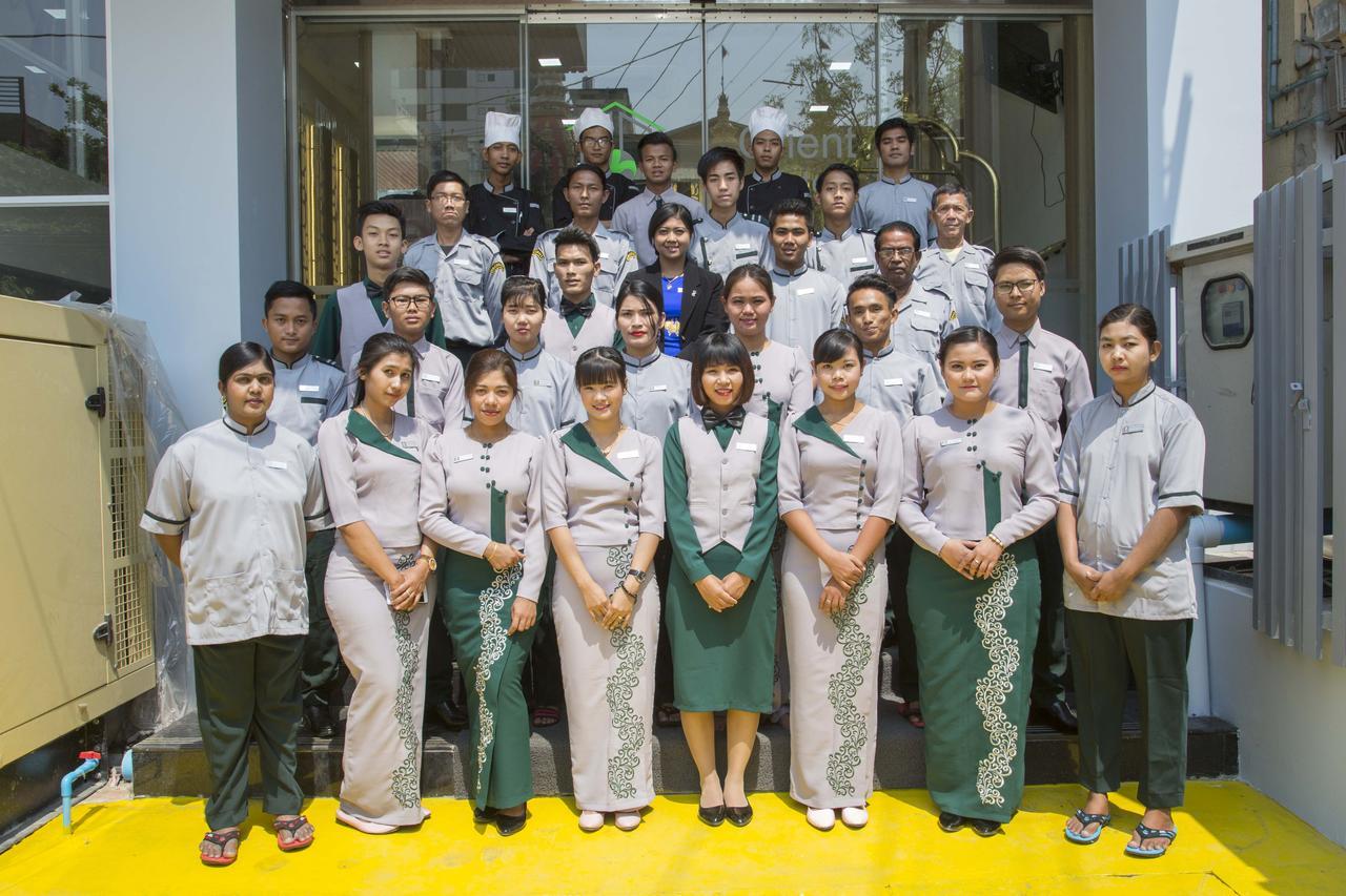 Orient Hotel Mandalay Bagian luar foto