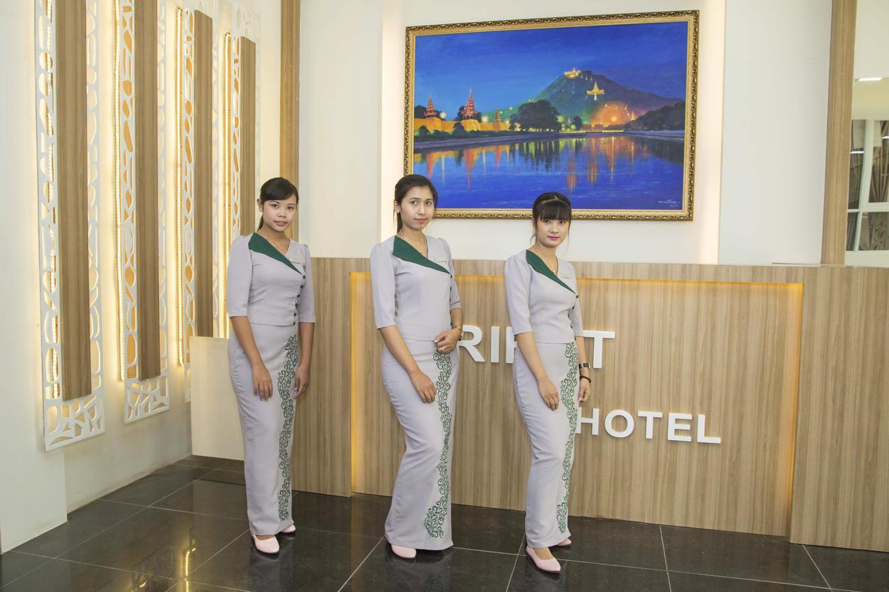 Orient Hotel Mandalay Bagian luar foto